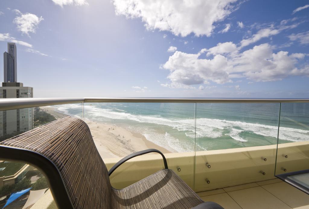 Superior Two-Bedroom Apartment - Beachfront Ocean View